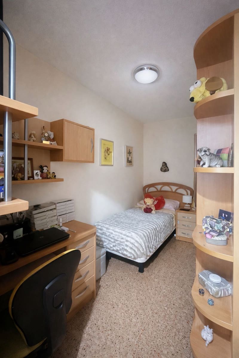 3 soverom Leilighet til salgs i Santa Cruz de Tenerife med garasje - € 450 000 (Ref: 9679549)