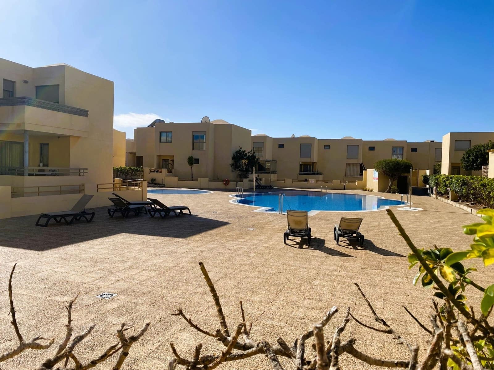 3 bedroom Semi-detached Villa for sale in Granadilla de Abona with pool garage - € 550,000 (Ref: 9694851)