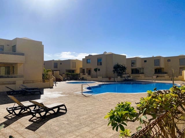 3 bedroom Semi-detached Villa for sale in Granadilla de Abona with pool garage - € 550,000 (Ref: 9694851)