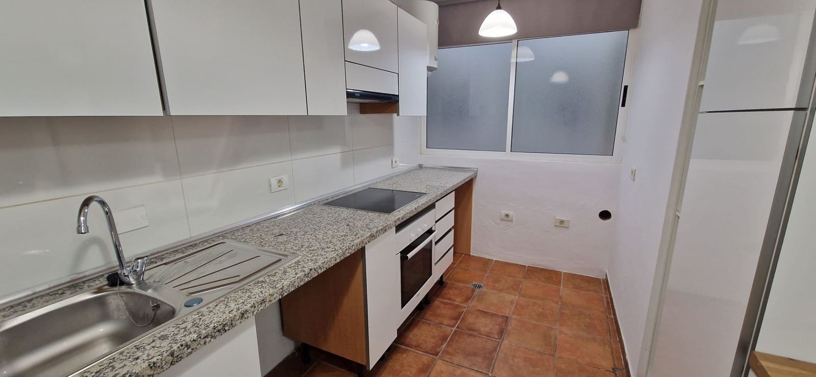 2 bedroom Flat for sale in La Quinta with pool - € 265,000 (Ref: 9726409)