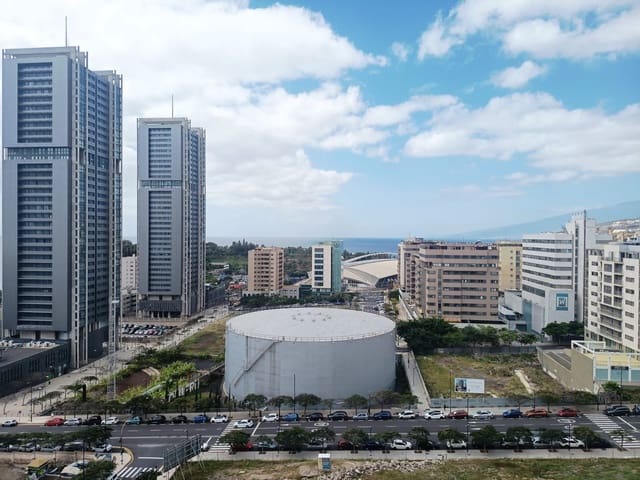 3 soveværelse Byhus til salg i Los Llanos, Santa Cruz de Tenerife med garage - € 1.050.000 (Ref: 9790728)