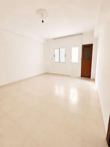 4 sovrum Lägenhet till salu i Zona Centro, Santa Cruz de Tenerife - 295 000 € (Ref: 9833337)