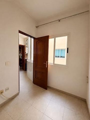 4 sovrum Lägenhet till salu i Zona Centro, Santa Cruz de Tenerife - 295 000 € (Ref: 9833337)
