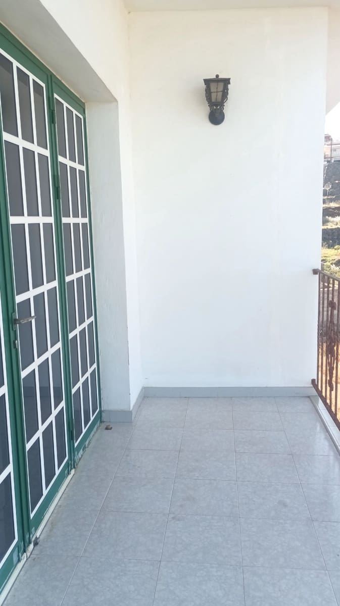 4 bedroom Villa for sale in Candelaria with pool garage - € 670,000 (Ref: 9849068)