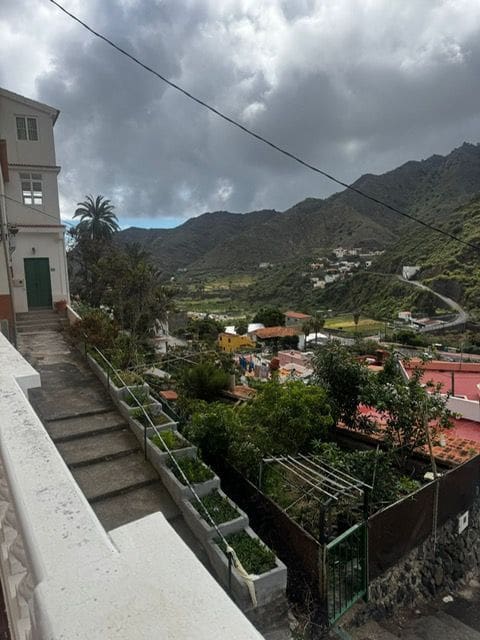 9 bedroom Townhouse for sale in Hermigua - € 375,000 (Ref: 9855029)