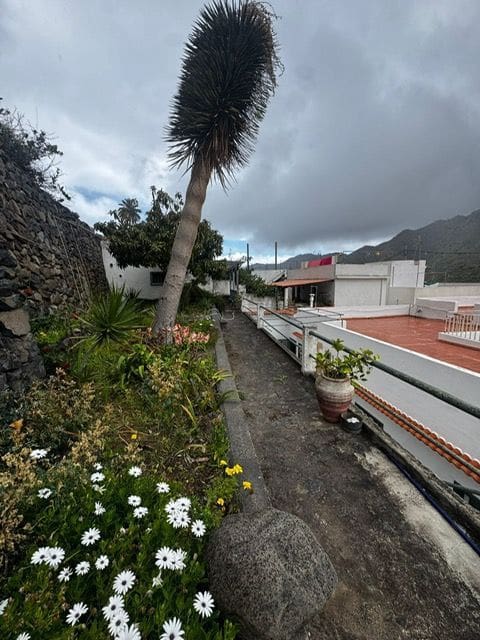 9 bedroom Townhouse for sale in Hermigua - € 375,000 (Ref: 9855029)