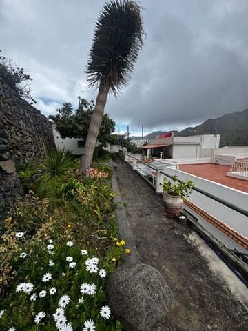 9 bedroom Townhouse for sale in Hermigua - € 375,000 (Ref: 9855029)
