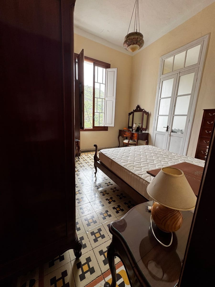 9 bedroom Townhouse for sale in Hermigua - € 375,000 (Ref: 9855029)