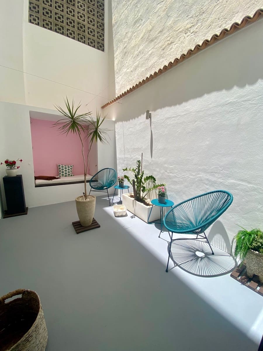 3 bedroom Flat for sale in Santa Cruz de Tenerife with garage - € 534,000 (Ref: 9861607)