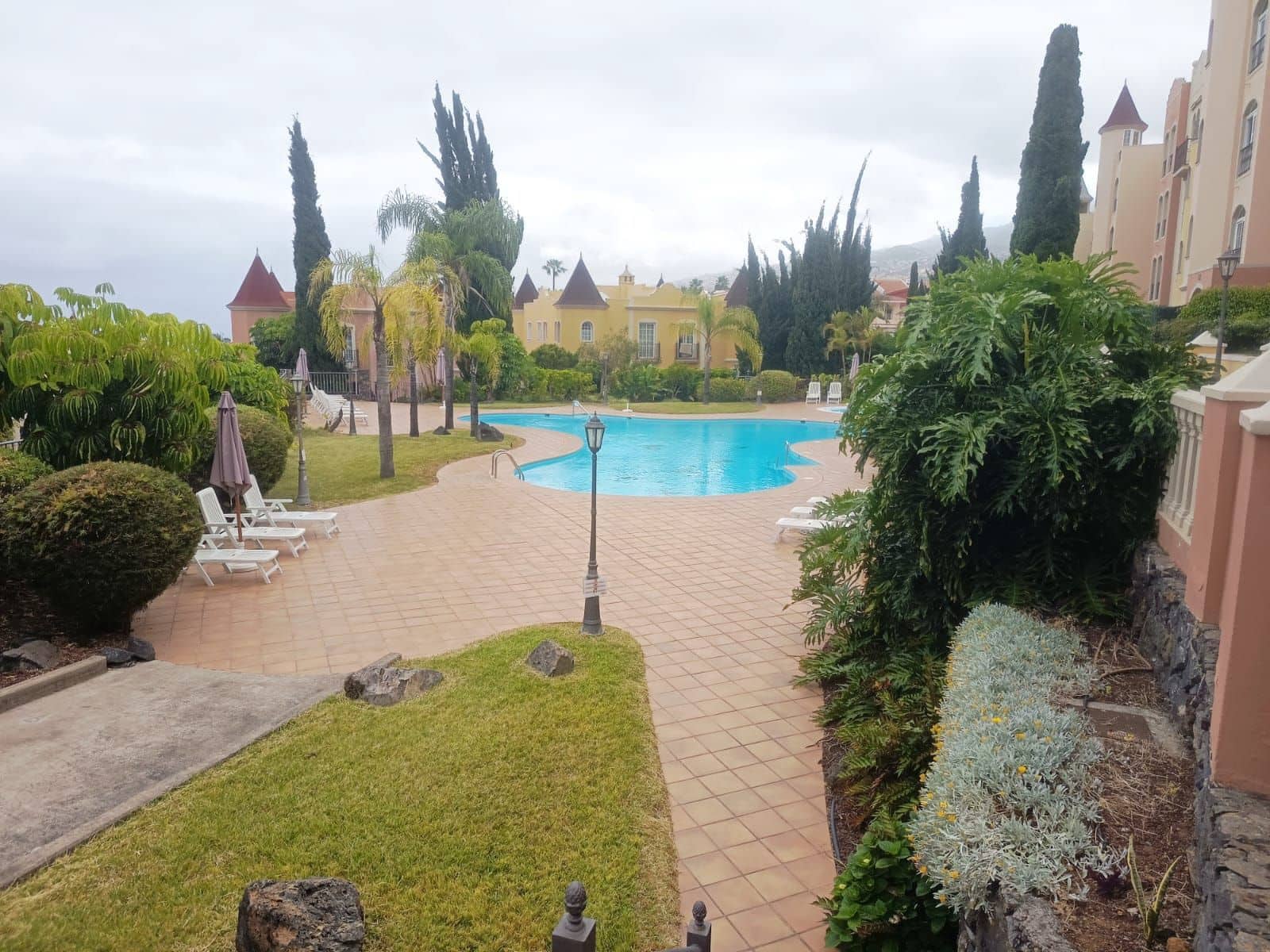 2 soveværelse Lejlighed til salg i La Quinta med swimmingpool garage - € 275.000 (Ref: 9877981)