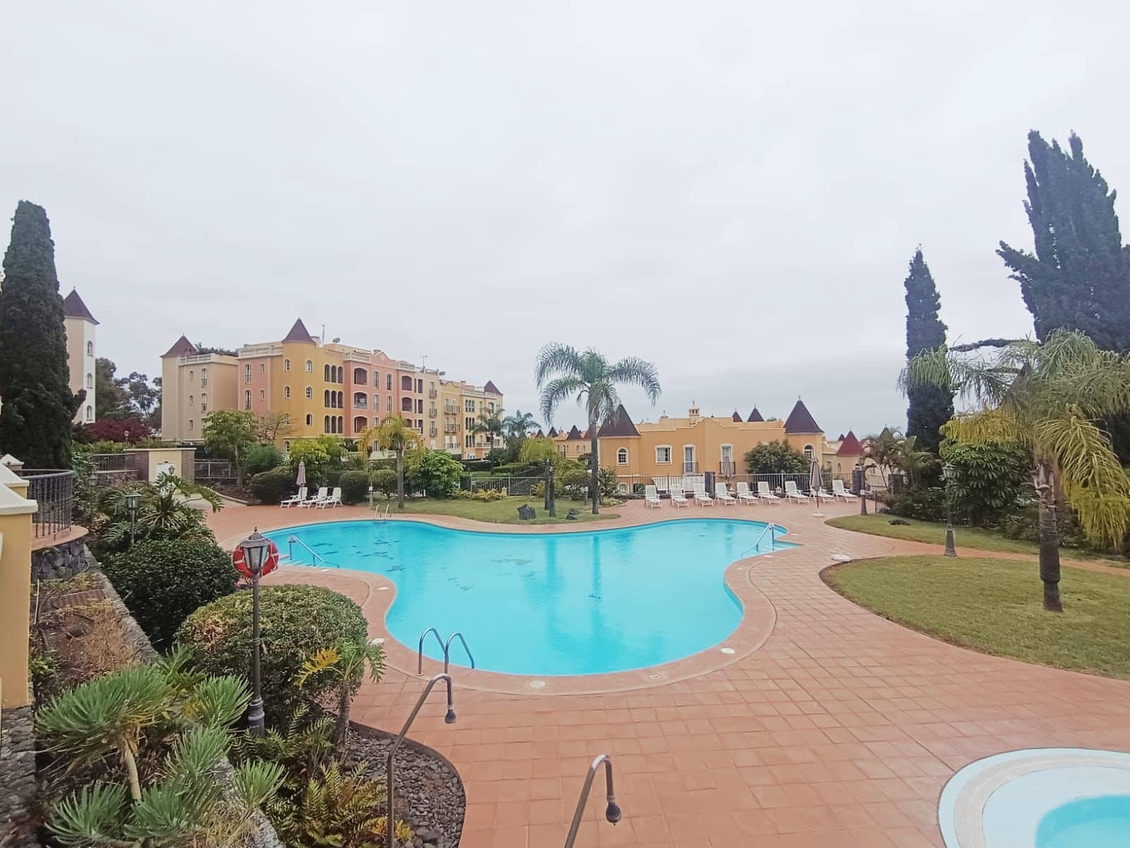 2 soveværelse Lejlighed til salg i La Quinta med swimmingpool garage - € 275.000 (Ref: 9877981)