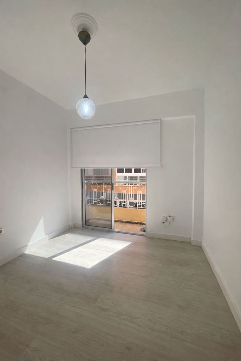 3 quarto Apartamento para venda em Santa Cruz de Tenerife - 217 000 € (Ref: 9903807)