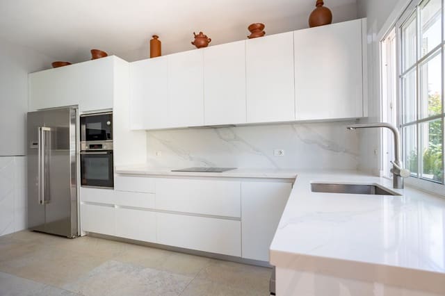 4 sovrum Villa till salu i Tegueste med garage - 650 000 € (Ref: 9974717)