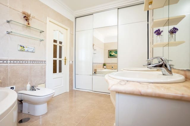 4 sovrum Villa till salu i Tegueste med garage - 650 000 € (Ref: 9974717)