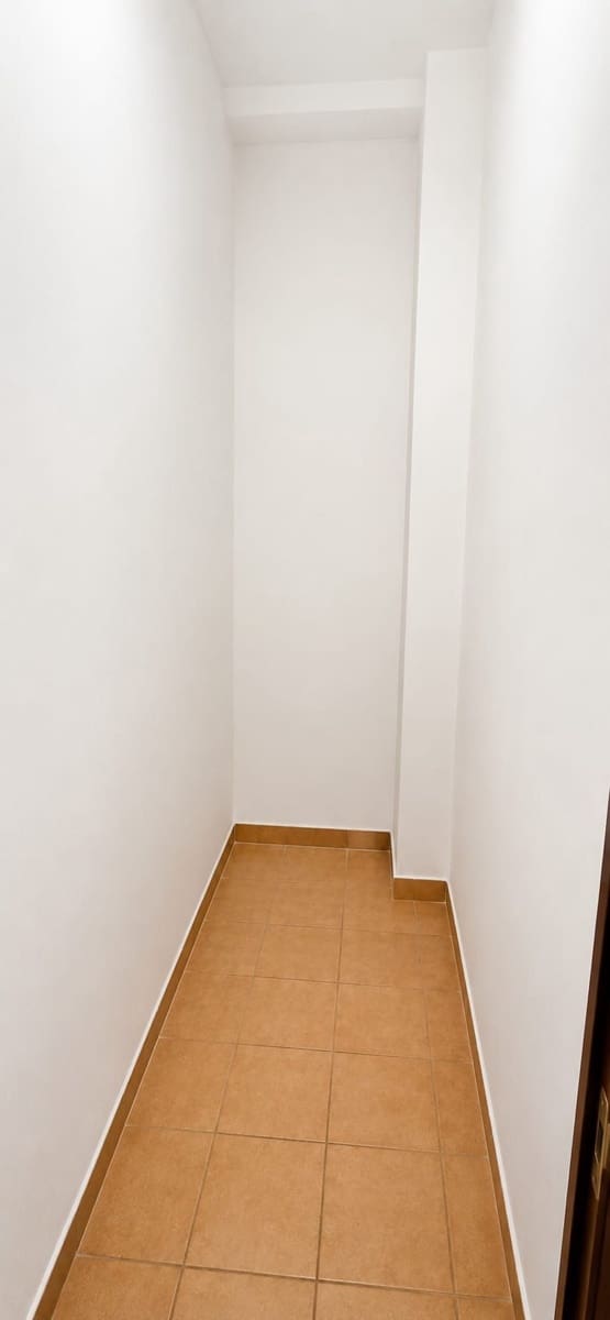3 soveværelse Lejlighed til salg i Santa Cruz de Tenerife med garage - € 485.000 (Ref: 9986447)
