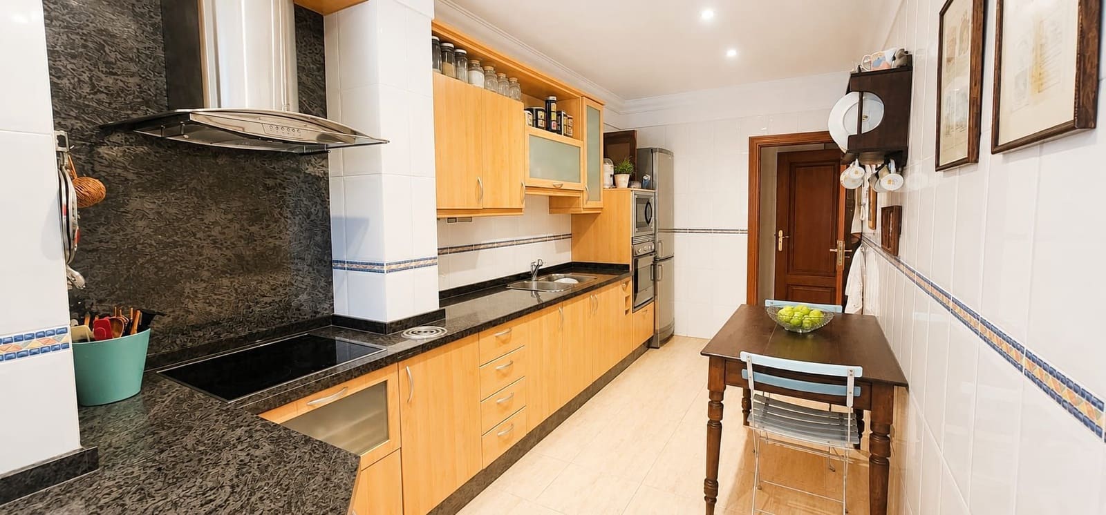 3 soveværelse Lejlighed til salg i Santa Cruz de Tenerife med garage - € 485.000 (Ref: 9986447)
