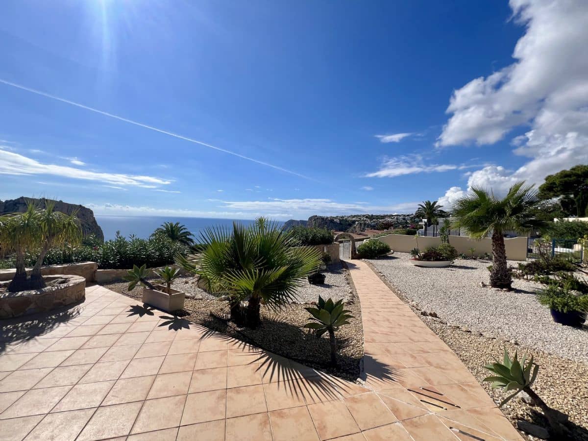 2 bedroom Apartment for sale in Benitachell / Benitatxell with pool - € 399,000 (Ref: 10114442)