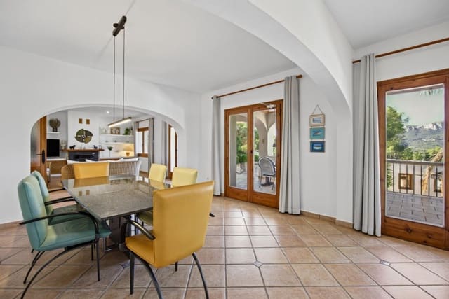 5 sypialnia Willa na sprzedaż w Benissa z basenem garażem - 990 000 € (Ref: 10179702)