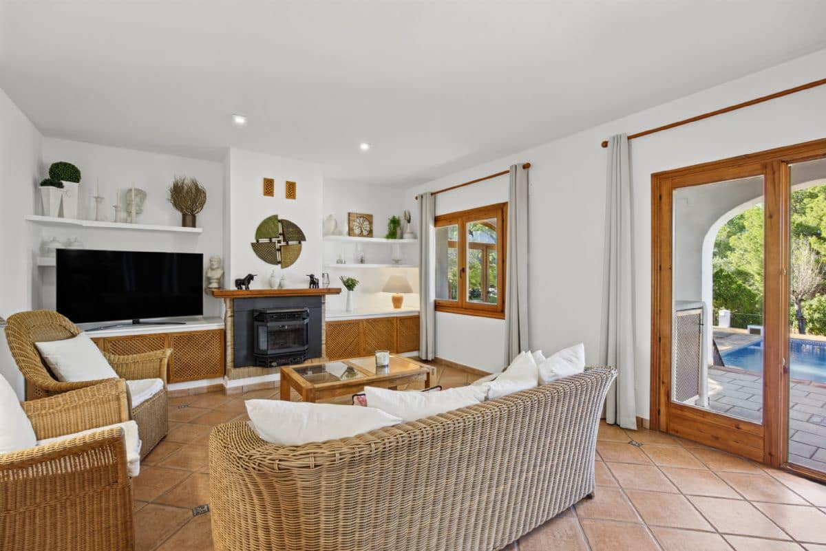 5 soverom Villa til salgs i Benissa med svømmebasseng garasje - € 990 000 (Ref: 10179702)