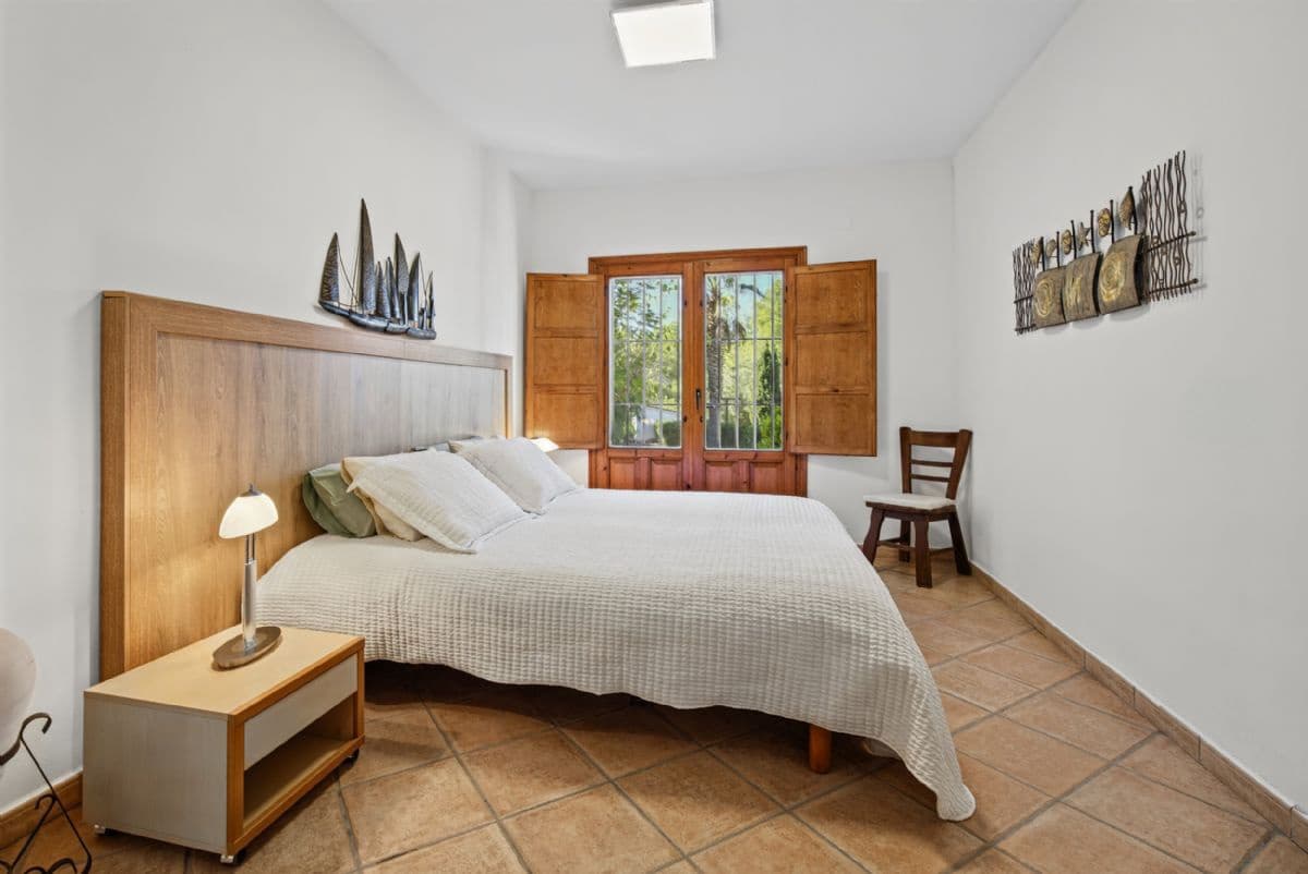 5 soverom Villa til salgs i Benissa med svømmebasseng garasje - € 990 000 (Ref: 10179702)