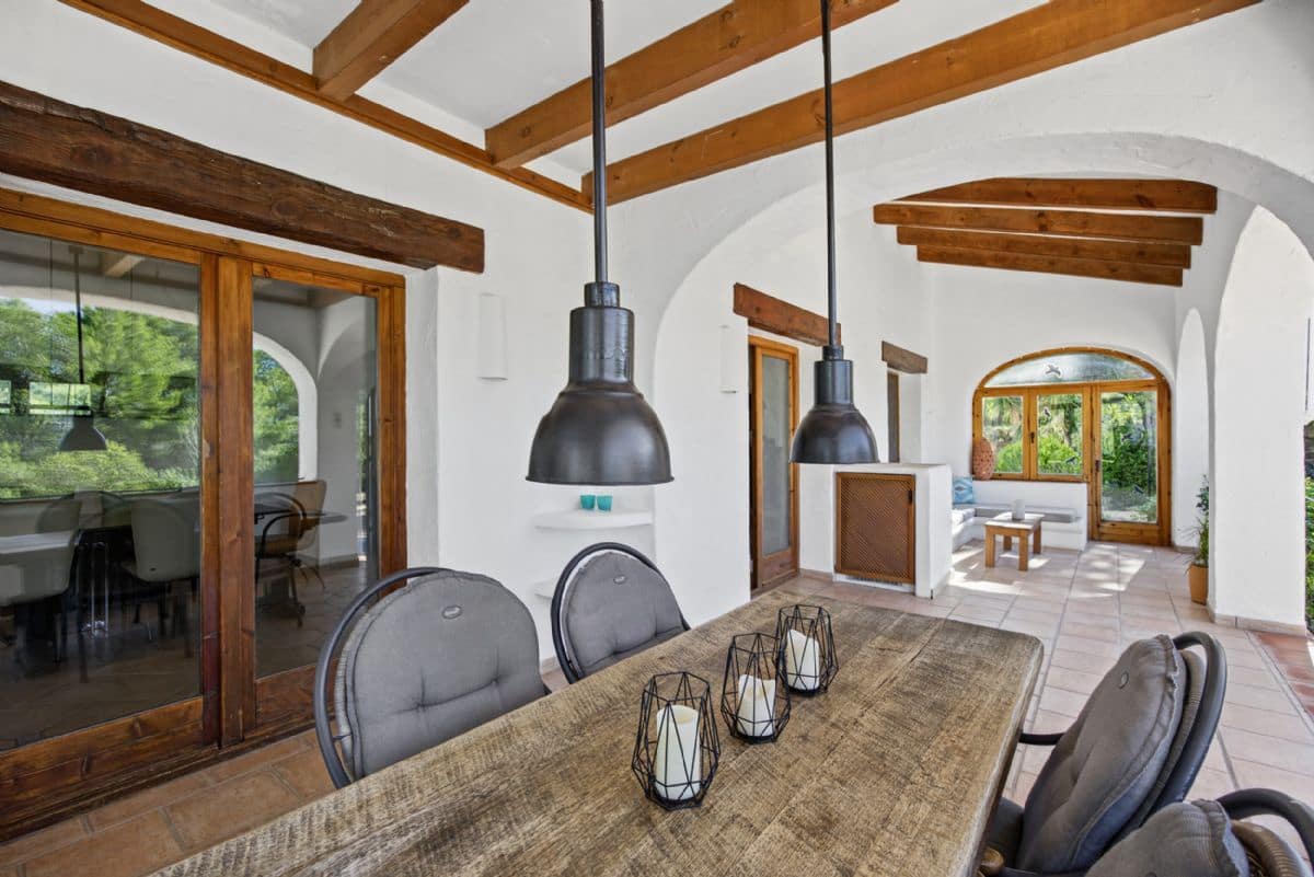 5 soverom Villa til salgs i Benissa med svømmebasseng garasje - € 990 000 (Ref: 10179702)