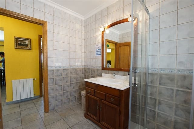 11 Zimmer Villa zu verkaufen in Benissa mit Pool - 680.000 € (Ref: 7710750)