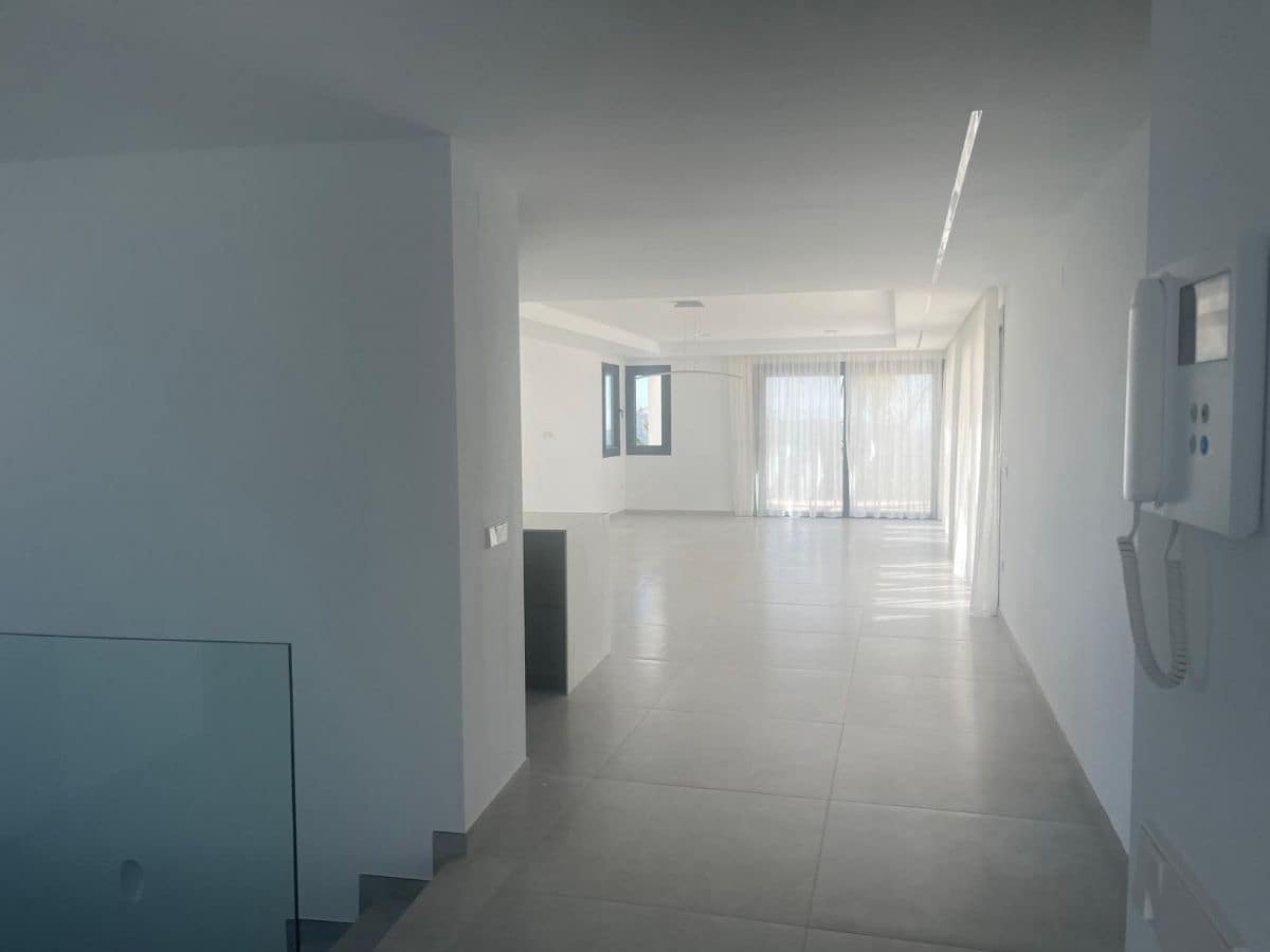 3 bedroom Villa for sale in Moraira with pool - € 2,250,000 (Ref: 7912018)
