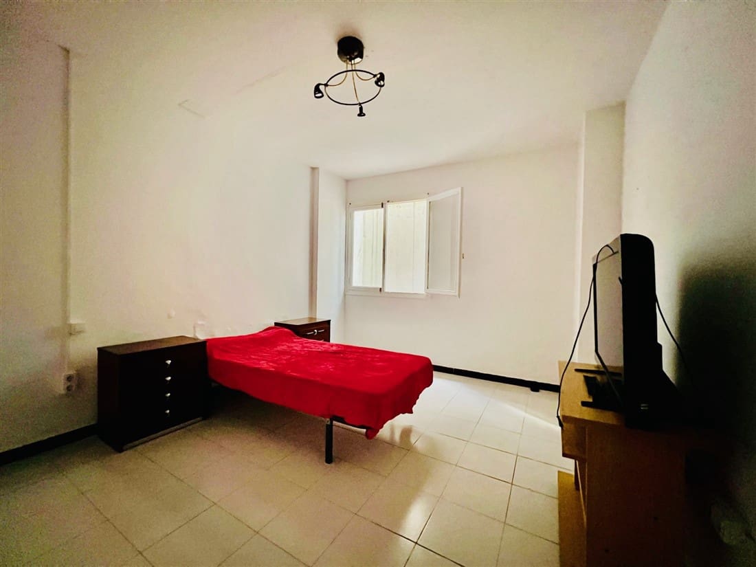 Bar/Restaurante de 2 habitaciones en Calpe / Calp en venta con piscina - 250.000 € (Ref: 7994135)