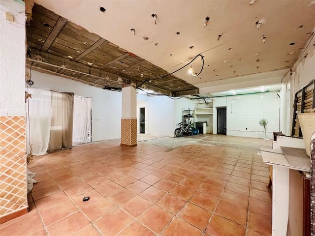 2 bedroom Restaurant/Bar for sale in Pueblo, Calpe / Calp with pool - € 250,000 (Ref: 7994135)