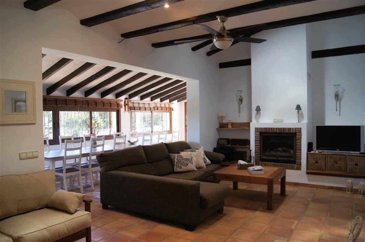 7 Zimmer Villa zu verkaufen in Benissa mit Pool - 1.050.000 € (Ref: 8779032)