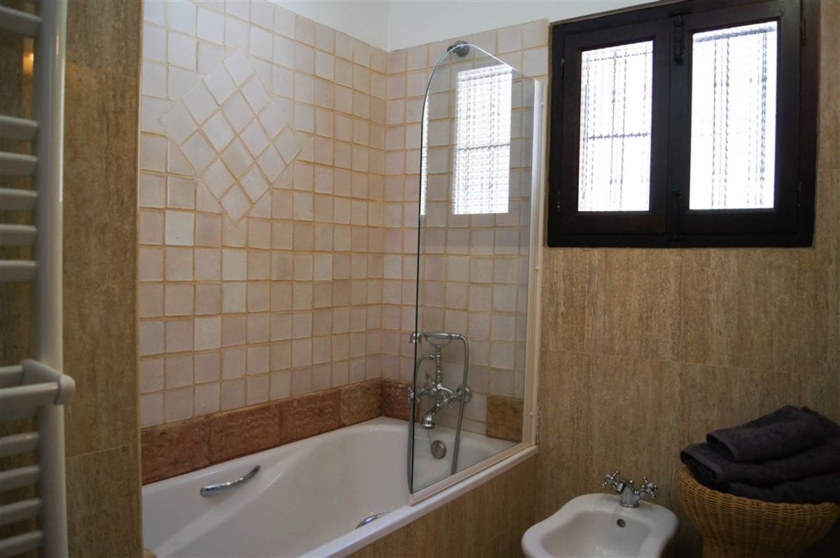 7 Zimmer Villa zu verkaufen in Benissa mit Pool - 1.050.000 € (Ref: 8779032)