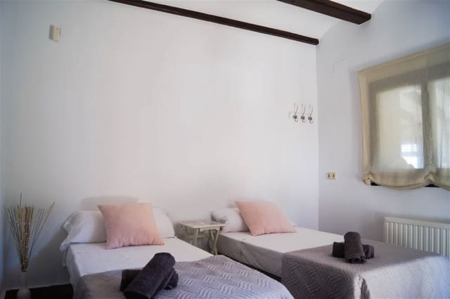 7 Zimmer Villa zu verkaufen in Benissa mit Pool - 1.050.000 € (Ref: 8779032)