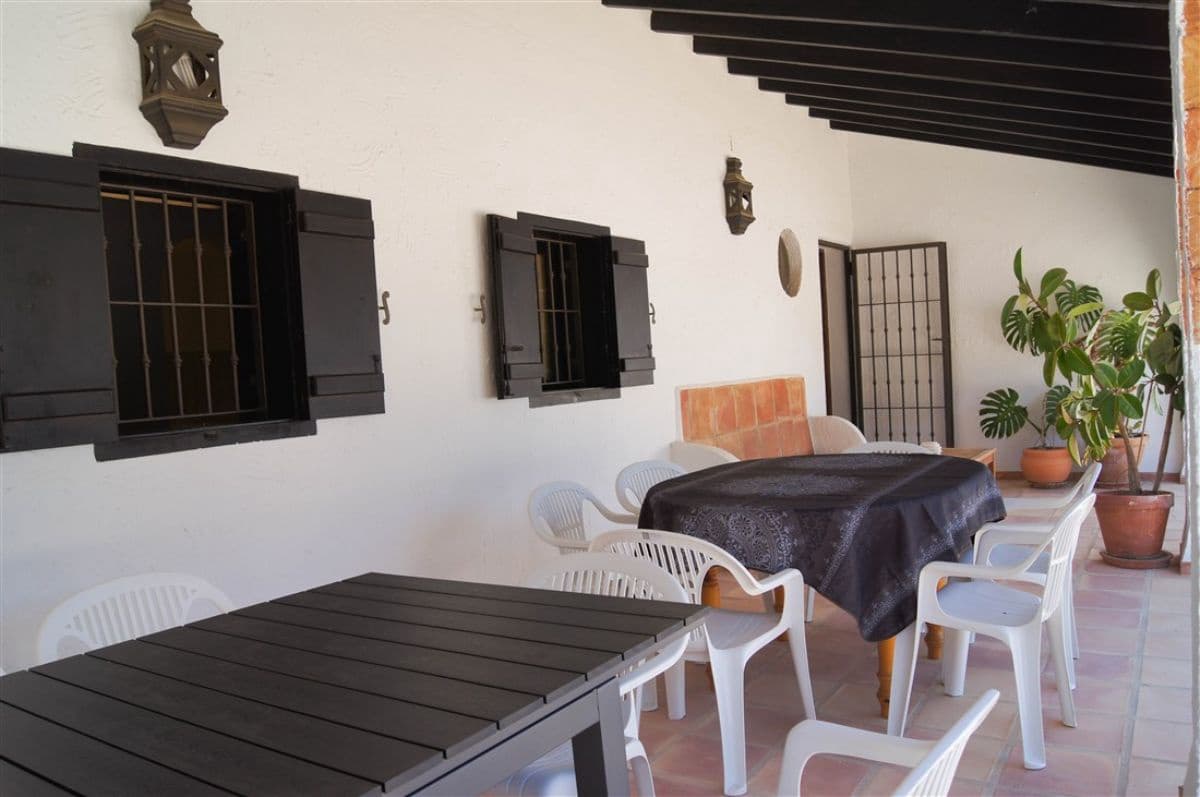 7 Zimmer Villa zu verkaufen in Benissa mit Pool - 1.050.000 € (Ref: 8779032)