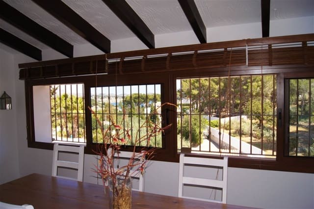 7 Zimmer Villa zu verkaufen in Benissa mit Pool - 1.050.000 € (Ref: 8779032)