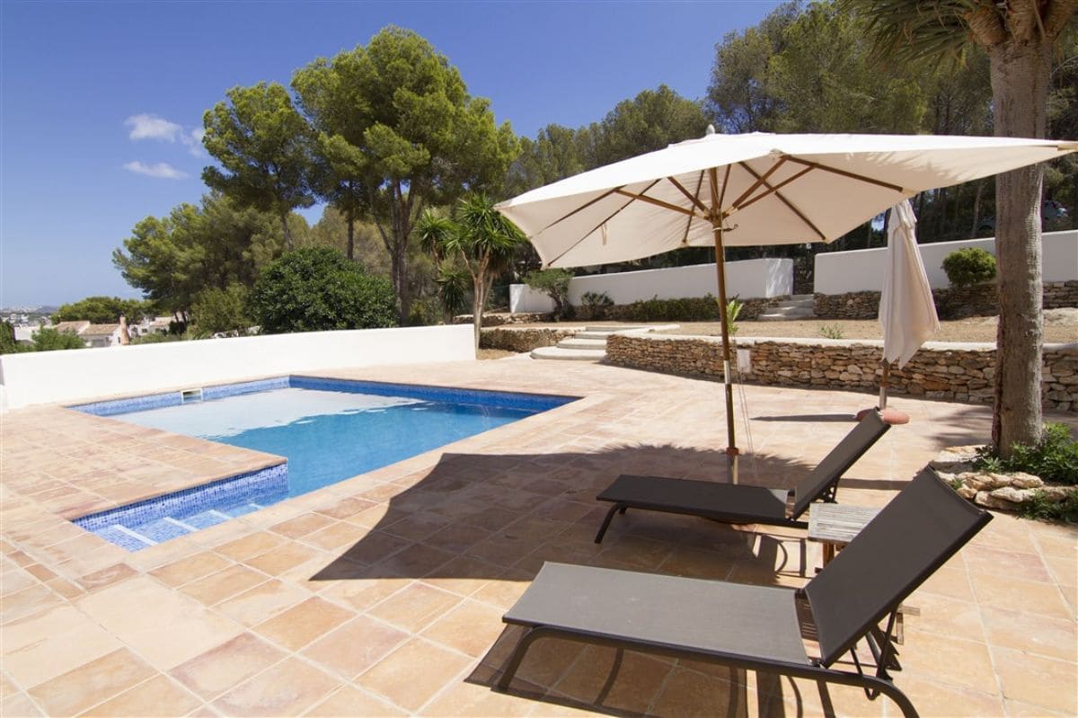 7 Zimmer Villa zu verkaufen in Benissa mit Pool - 1.050.000 € (Ref: 8779032)