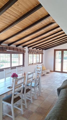 7 bedroom Villa for sale in Benissa with pool - € 1,050,000 (Ref: 8779032)