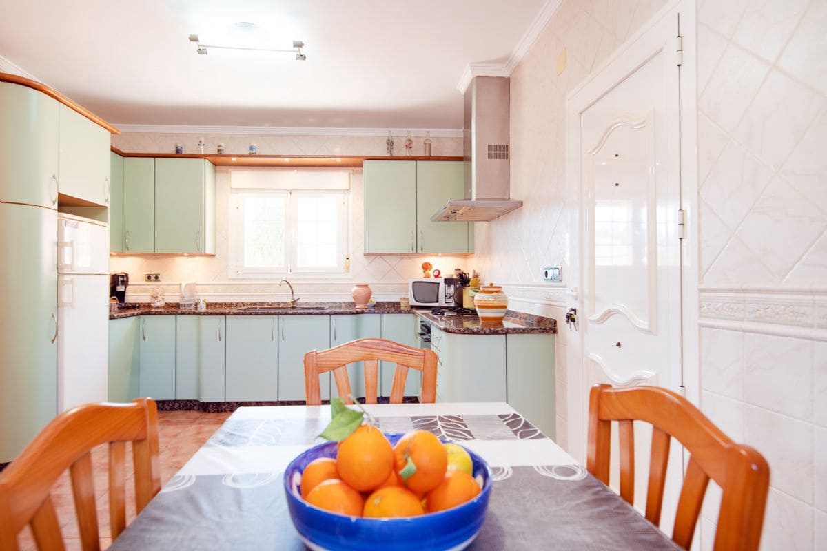 5 Zimmer Villa zu verkaufen in Calpe / Calp mit Pool - 726.500 € (Ref: 8820881)