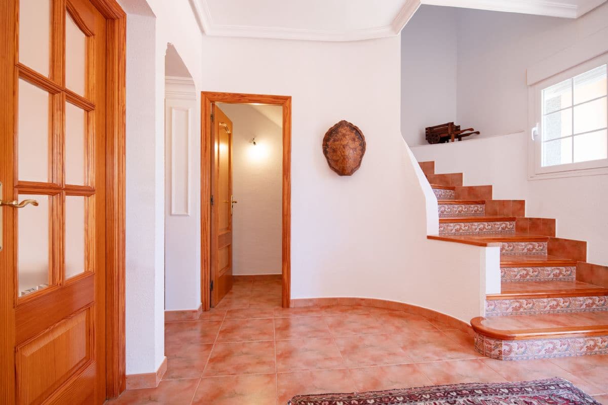 5 Zimmer Villa zu verkaufen in Calpe / Calp mit Pool - 726.500 € (Ref: 8820881)