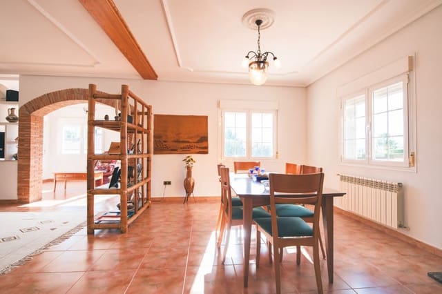 5 Zimmer Villa zu verkaufen in Calpe / Calp mit Pool - 726.500 € (Ref: 8820881)