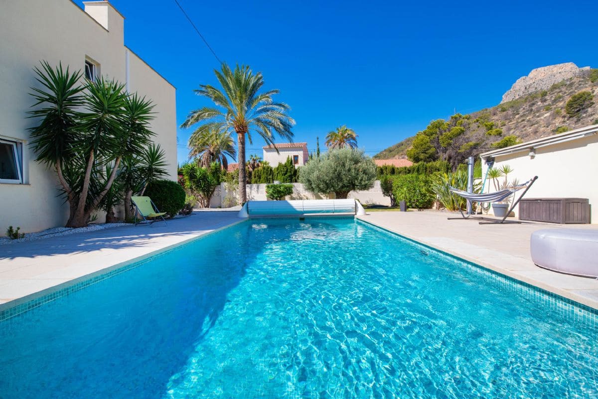 5 makuuhuone Huvila myytävänä paikassa Calpe / Calp mukana uima-altaan - 780 000 € (Ref: 9265105)