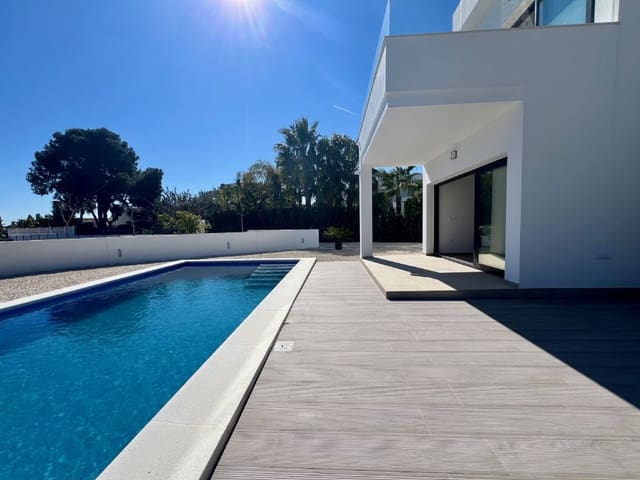 3 soveværelse Villa til salg i Benissa med swimmingpool - € 1.175.000 (Ref: 9671119)