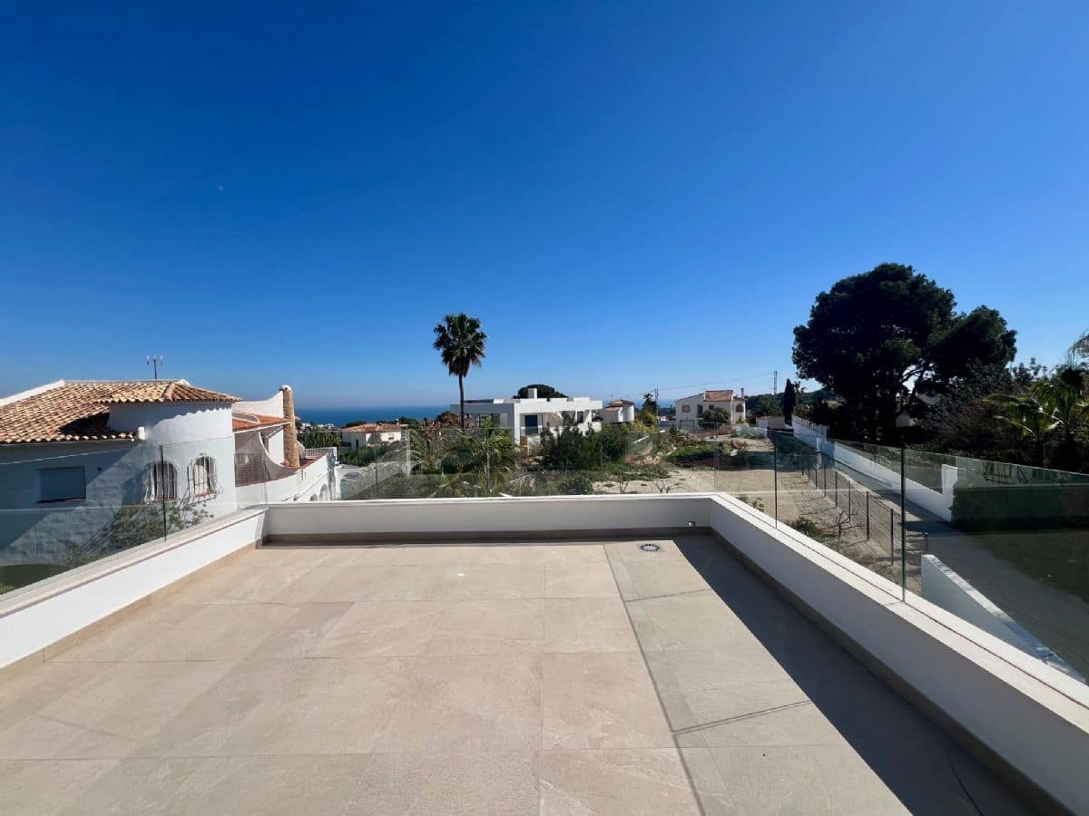 3 slaapkamer Villa te koop in Benissa met zwembad - € 1.175.000 (Ref: 9671119)