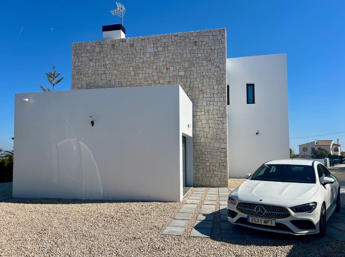 3 slaapkamer Villa te koop in Benissa met zwembad - € 1.175.000 (Ref: 9671119)