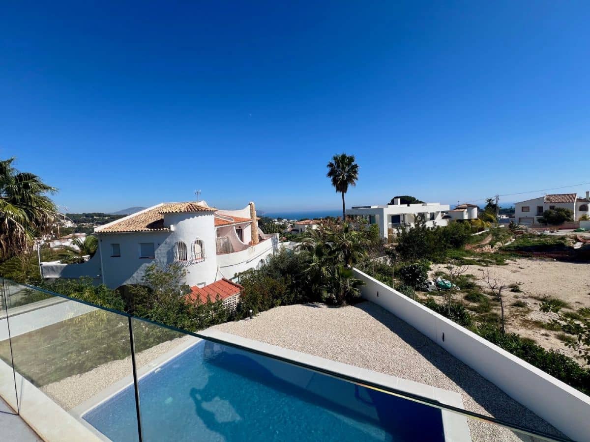 3 slaapkamer Villa te koop in Benissa met zwembad - € 1.175.000 (Ref: 9671119)