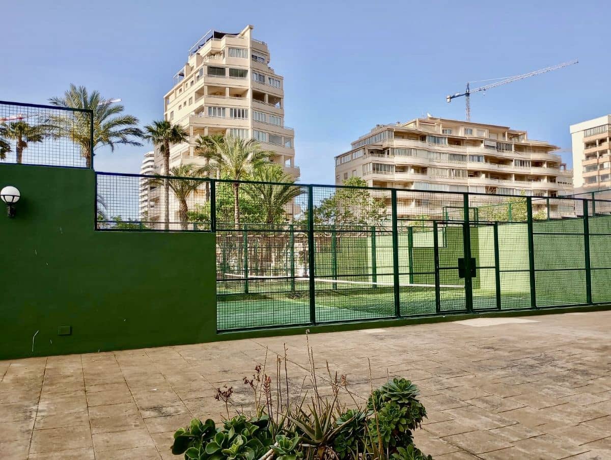 2 bedroom Apartment for sale in Calpe / Calp with pool - € 630,000 (Ref: 9802873)