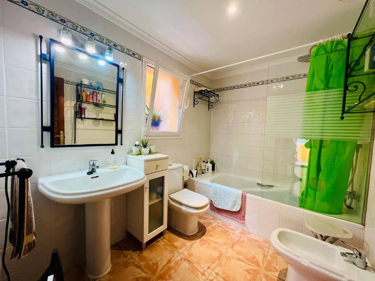 2 sovrum Lägenhet till salu i Benitachell / Benitatxell med pool - 265 000 € (Ref: 9897290)