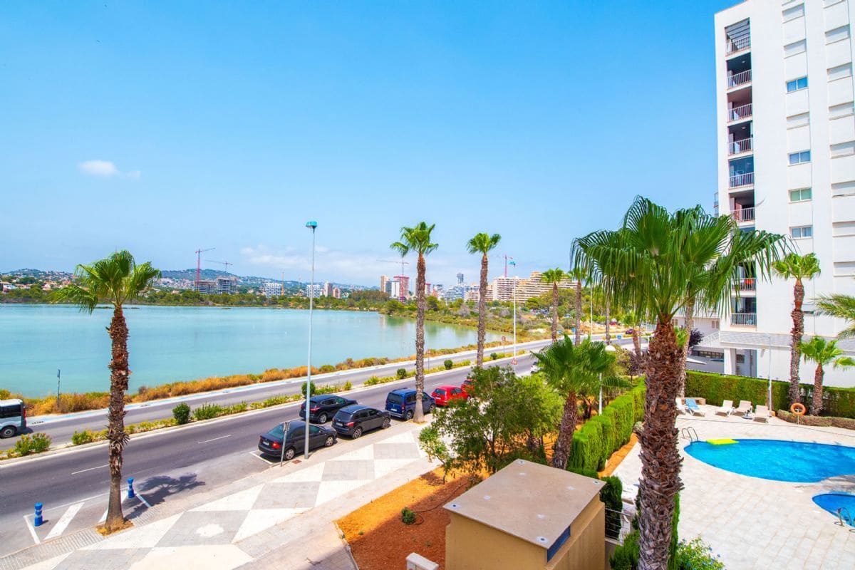 2 sovrum Lägenhet till salu i Calpe / Calp med pool - 350 000 € (Ref: 9969029)