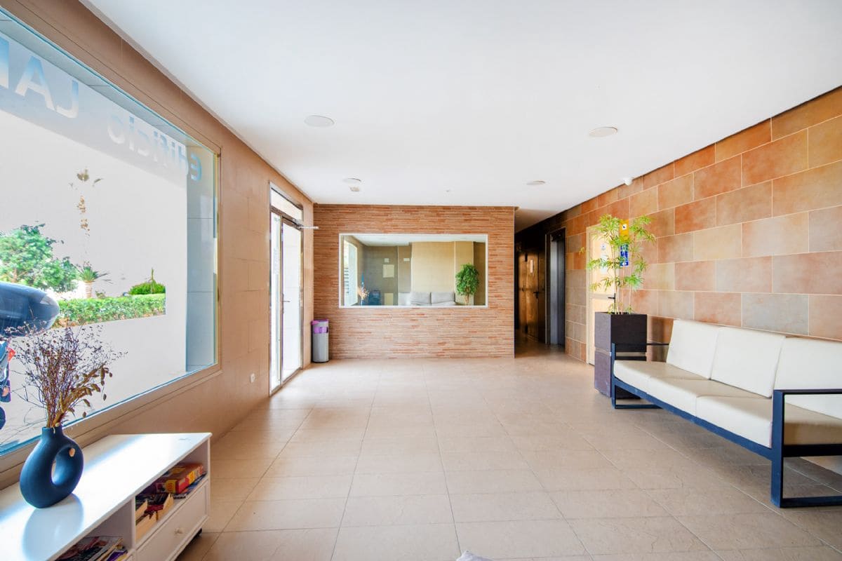 2 sovrum Lägenhet till salu i Calpe / Calp med pool - 350 000 € (Ref: 9969029)