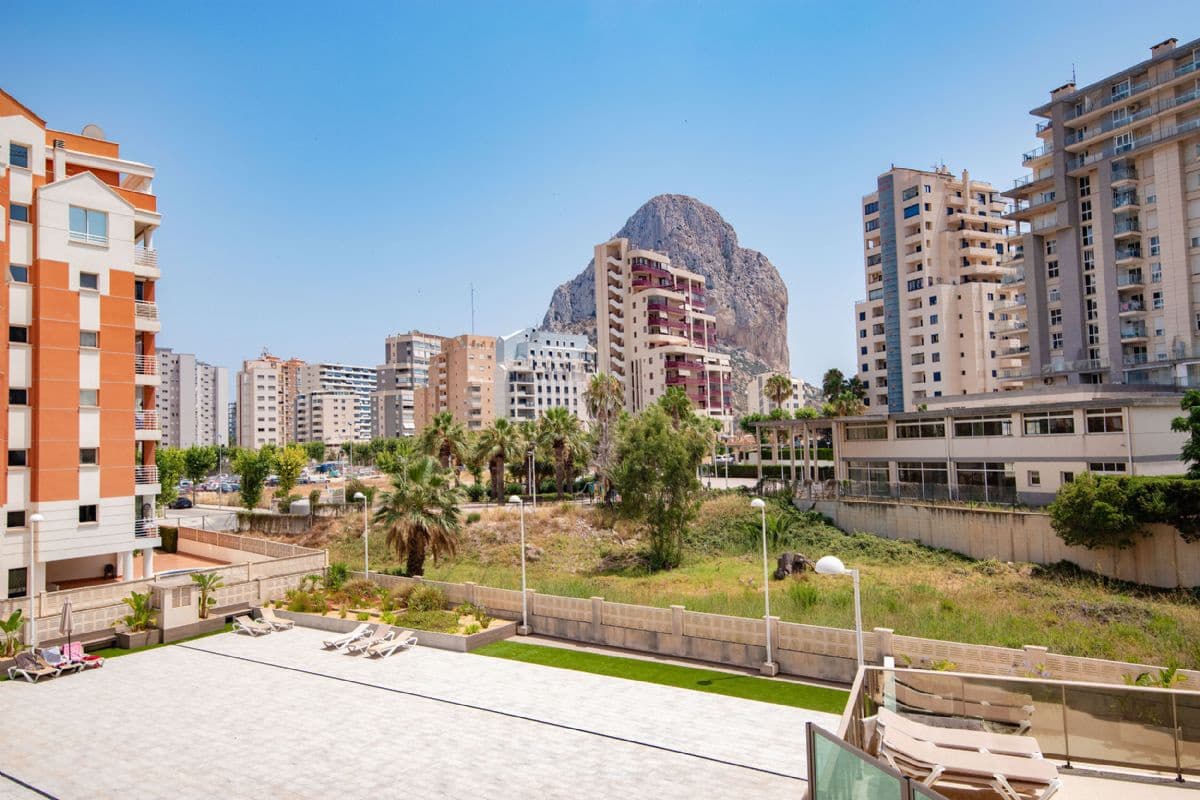 2 sovrum Lägenhet till salu i Calpe / Calp med pool - 350 000 € (Ref: 9969029)