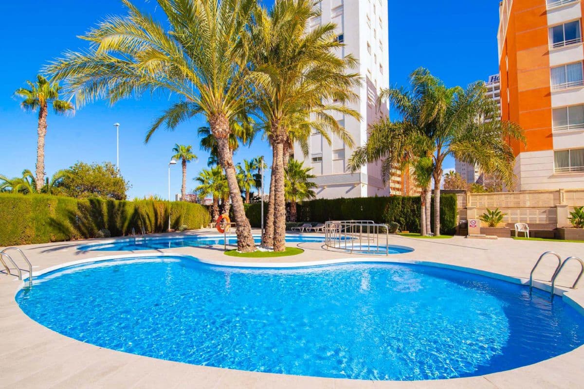 2 sovrum Lägenhet till salu i Calpe / Calp med pool - 350 000 € (Ref: 9969029)
